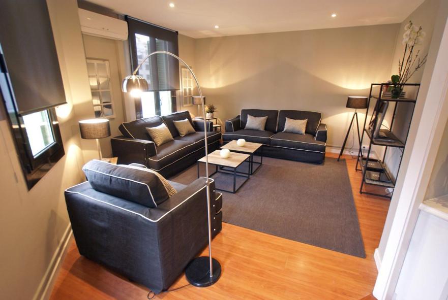 555 Apartments Bcn Барселона Екстериор снимка