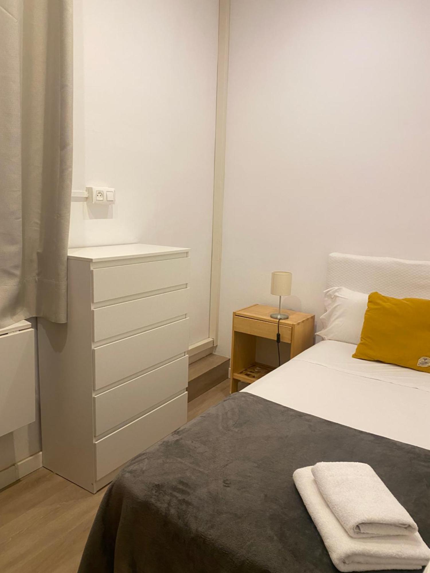 555 Apartments Bcn Барселона Екстериор снимка