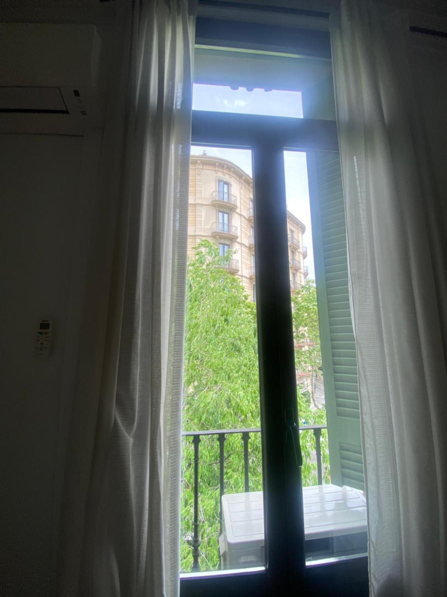 555 Apartments Bcn Барселона Екстериор снимка